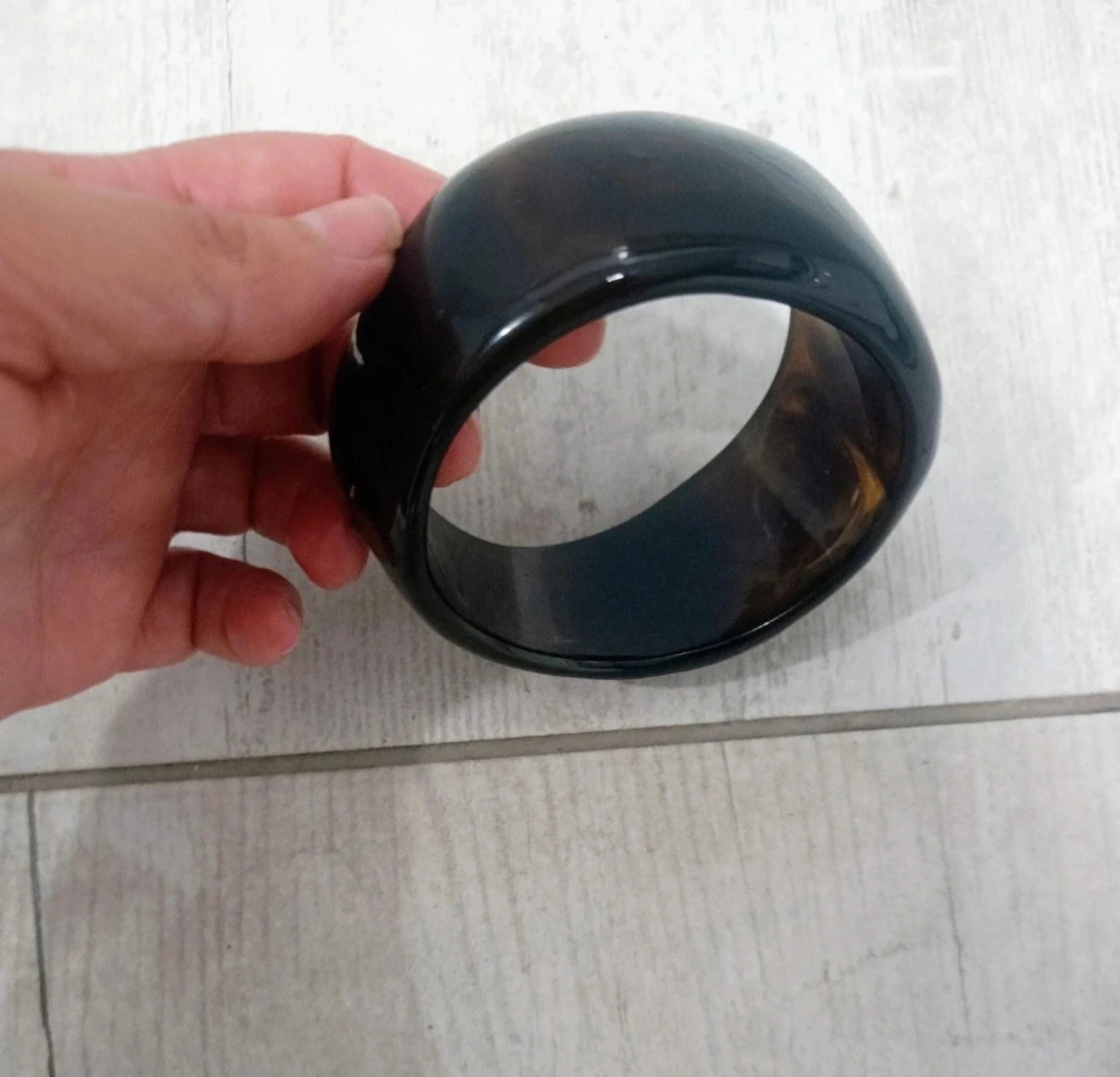 Bracelet en résine marron. Neuf ! – photo 6